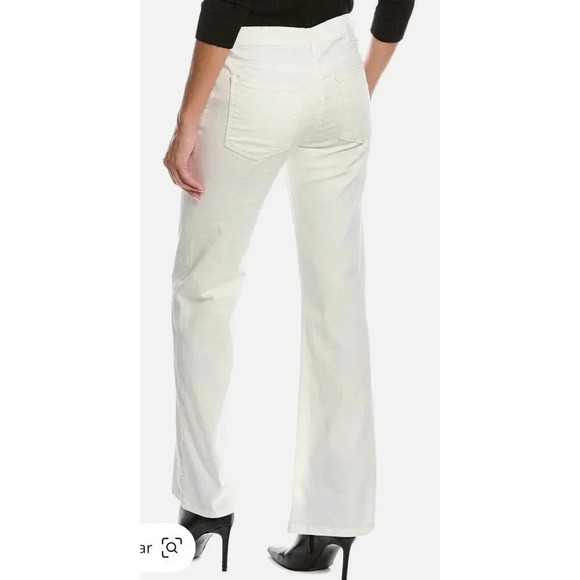 10.11 Studios NWT’s Micaela mid-rise bootcut ivory jeans. Size 27 - Picture 4 of 8